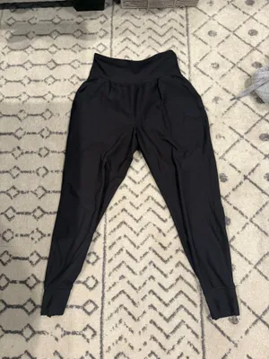 Old Navy High Rose Jogger Black Size L thumbnail 2