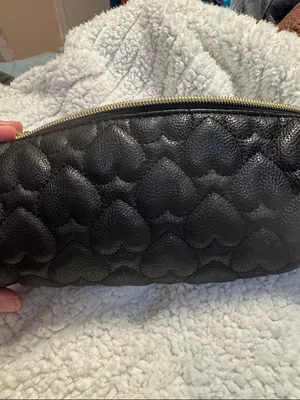 Betsey‎ Johnson Black Quilted Heart Cosmetic Pouch with Wrist Strap thumbnail 5