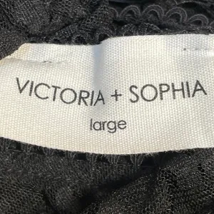 Victoria + Sophia Black Floral Lace Sleeveless Ruffle Sheer Crop Tank Top Size L thumbnail 4