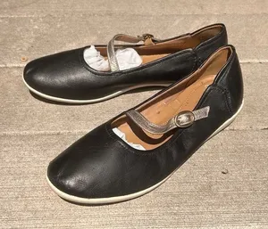 Clarks Cushion Soft Black Leather Mary Jane Flats Metallic Strap Wmns 8.5 Ortho thumbnail 1