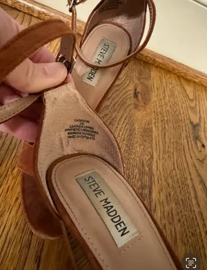Steve Madden Carrson Suede Heeled Sandal (Women's) thumbnail 7