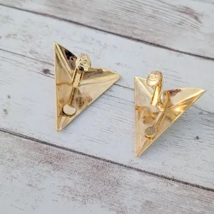 Vintage Clip On Earrings Gold Tone Large Triangular Statement thumbnail 5