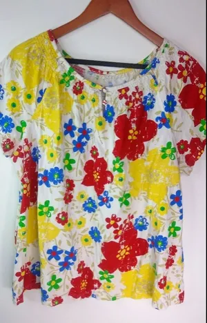 Kim Rogers 1X Cotton Floral Blooms Top Plus in Red Yellow Blue thumbnail 1