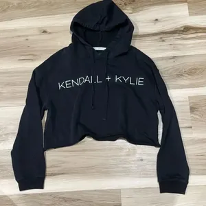 Kendall + Kylie Black Cropped Hoodie Sweatshirt Women’s Medium thumbnail 1