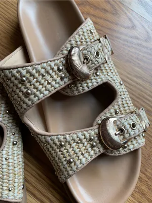Steve Madden Tan Woven Slide Sandals Gold Buckles Like New Women Size 9.5 thumbnail 2