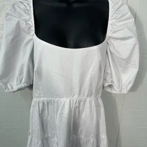 Bardot White High Low Puff Sleeve Dress Size 8 NWT thumbnail 3
