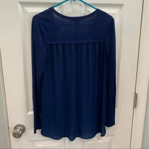 White House Black‎ Market blue long sleeve top SM thumbnail 3