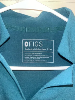 FIGS Fig Scrubs thumbnail 3