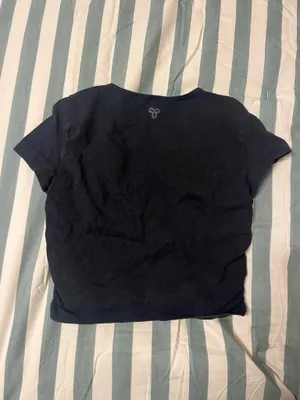 Aritzia TNA Black Cropped Tee thumbnail 2