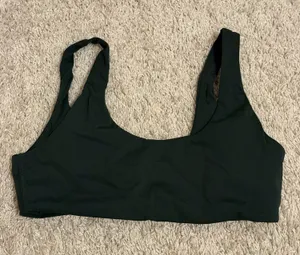 dark green pavoi workout top Size M thumbnail 1