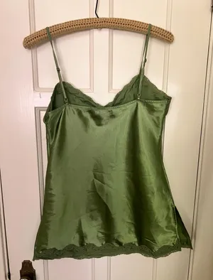 green slip top Size M thumbnail 3