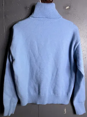 EDIKTED Isabelle Oversize Turtleneck Sweater in Light Blue. Size XS/S thumbnail 4
