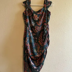 Averie Halley Ruched Midi Dress Size L thumbnail 2