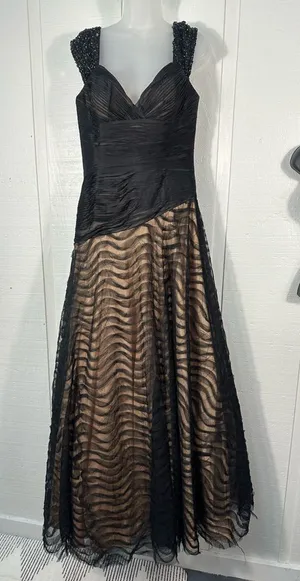 Jovani Black Sleeveless Beaded Formal Dress Size 8 EUC thumbnail 1