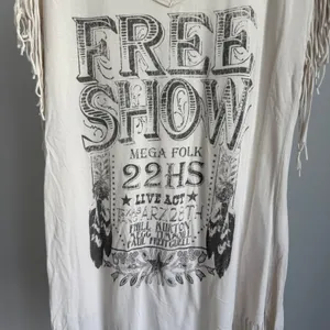 Bershka‎ Womens Large Fringe Tunic Top Free Show Graphic Bohemian Festival thumbnail 4