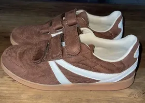 NWOT Steve Madden Chocolate Brown Macer Sneakers thumbnail 1