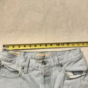 Levi's Waterless Ribcage Straight Ankle Sz 29 thumbnail 11