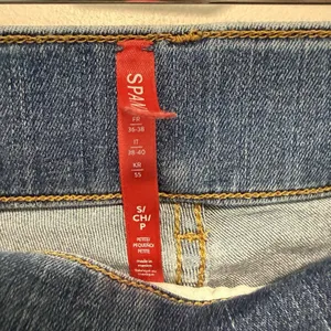 SPANX Pull On Seamed Wide Leg Jeans Size Small Petite thumbnail 3