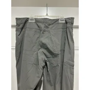 Orvis Womens Hiking Outdoor Straight Pants Sz 10 Gray Roll Hem Stretch Quick Dry thumbnail 9