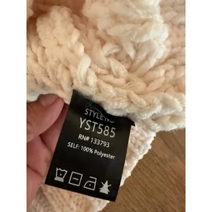 POL Cable Knit V-Neck Oversized Sweater Off White Cream Large YST585 thumbnail 5
