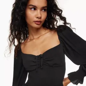 Aritzia Sunday Best Sinatra Longsleeve Blouse Large Black Smocked Sweatheart thumbnail 3