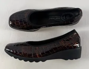 Josef Seibel Bridget Patent Leather Croc Embossed Pumps in‎ Brown Size 9 or 40 thumbnail 1
