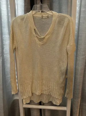 Altard State Cream Criss-Cross V-Neck Sweater Size S EUC thumbnail 1