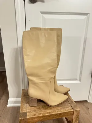 VINCE CAMUTO Lumina Pointed Toe Boot in Natural Size US 9 thumbnail 3