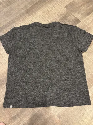 lululemon grey workout top thumbnail 2