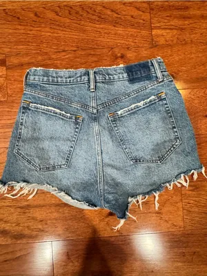 Abercrombie Distressed Mom High-Rise Denim Shorts - Size 28 thumbnail 3