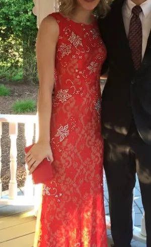 Red Dress thumbnail 3