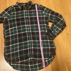 American Eagle outfitters boyfriend fit ahh-mazingly soft shirt size medium. thumbnail 5