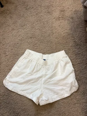 Old Navy High-Waisted Linen Shorts thumbnail 2