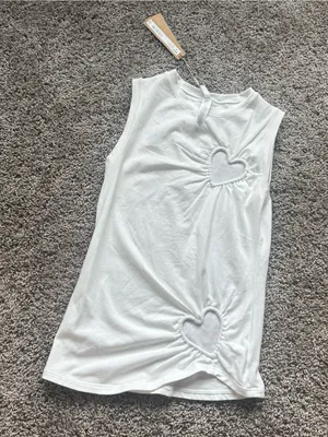 SKIMS White Sleeveless Tank with Heart Cutouts thumbnail 2