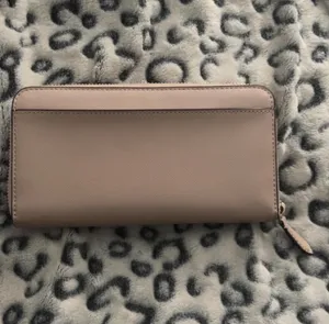 Kate Spade Wallet thumbnail 2