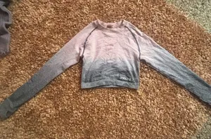 Gymshark Top Long Sleeve Crop grey and pink gradient thumbnail 1
