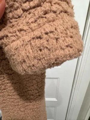 Albion Fit Sherpa Crop in Toffee thumbnail 10