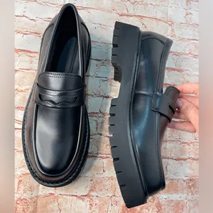 Black Faux Leather Platform Loafers Size: Men’s 6 (fits a Women’s 8) thumbnail 3