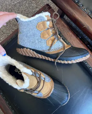 Sorel Booties thumbnail 3