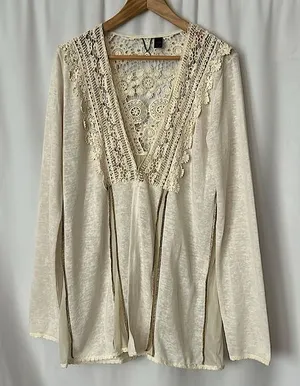 BKE Boutique Boho Cream Crocheted Long Sleeve Tunic Shirt Top **Sz L** 🌸🌸 thumbnail 1