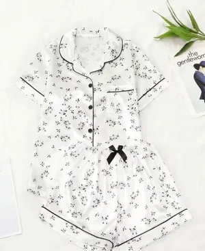Boutique New White Flower Print Satin Pajama Set. Size Small thumbnail 1