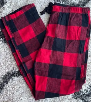Old Navy Red and Black Plaid Pajama Pants thumbnail 1
