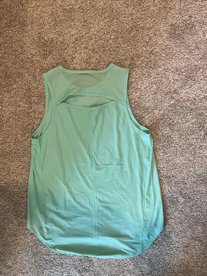 Lululemon Tank - 12 thumbnail 2