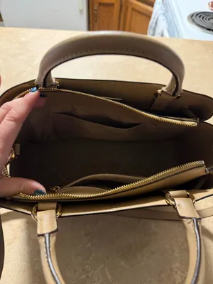 Michael Kors Purse thumbnail 3