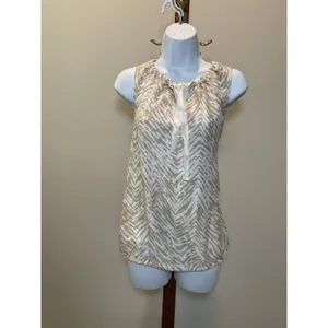 Ann Taylor LOFT Sleeveless Animal Print Top Size M Cream Tan V Neck Tie Detail thumbnail 2