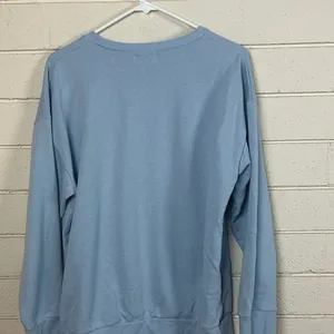 Disney Resort Blue Winnie the Pooh Sweatshirt size L thumbnail 6