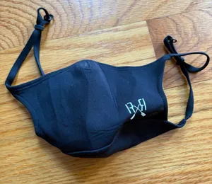 Lululemon black adjustable face mask thumbnail 1