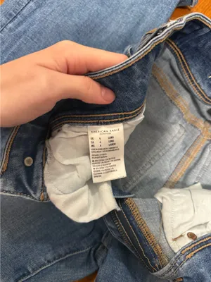 American Eagle Jeans thumbnail 3