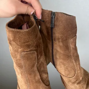 Alberto Fermani Brown Suede Ankle Boots Made in Italy Size 39 Block Heel Bootie thumbnail 7