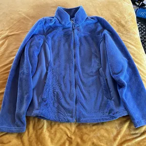 L.L Bean Womens Medium Zip Up Long Sleeve Fleece Jacket Blue Floral EUC thumbnail 1